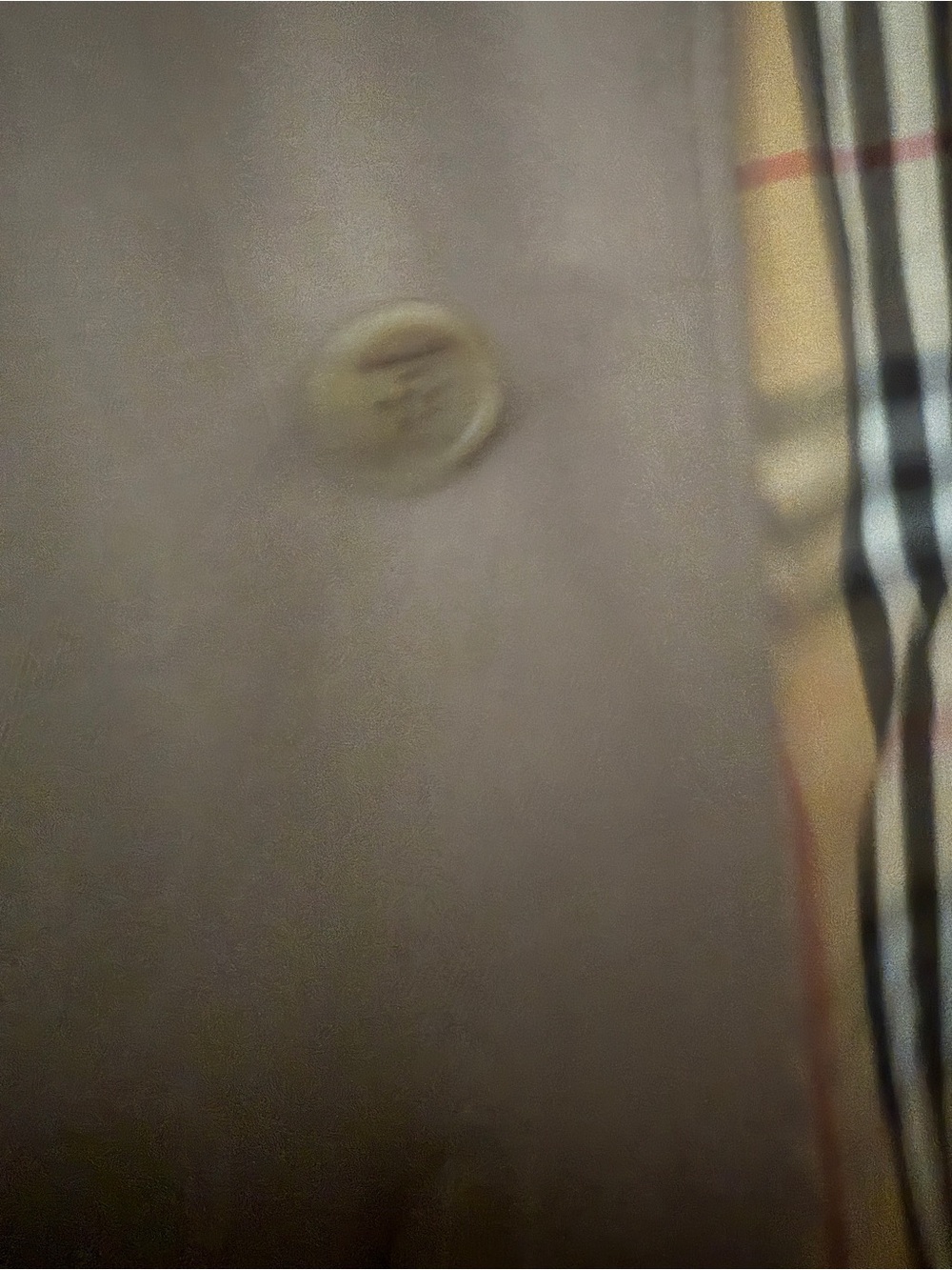 Burberry Tan Trench Coat with Signature Check Lining - Picture 3 of 14